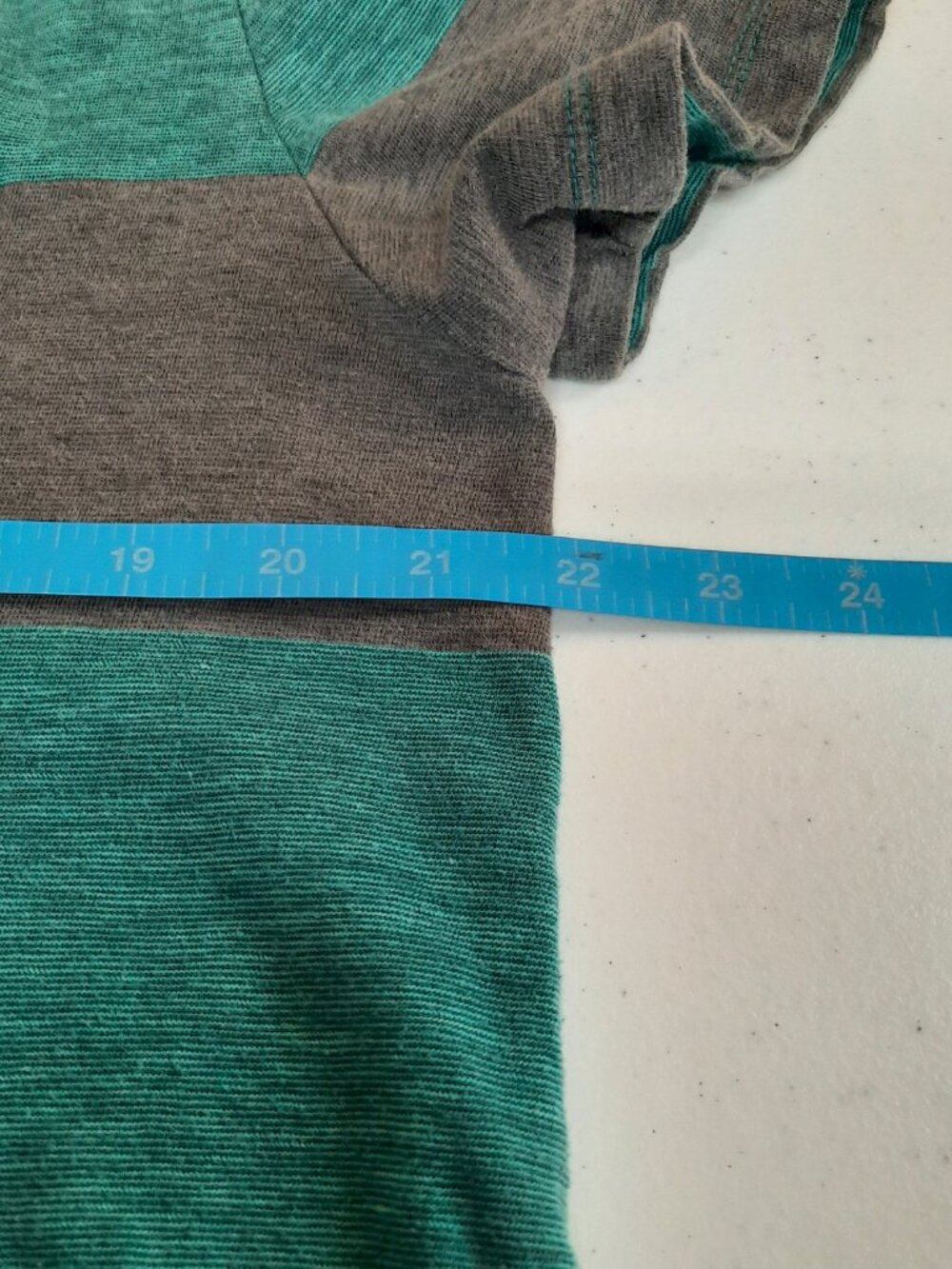 American Eagle Men's Large Striped Pocket T-Shirt Gray Teal Casual Preppy Retro - Picture 7 of 8